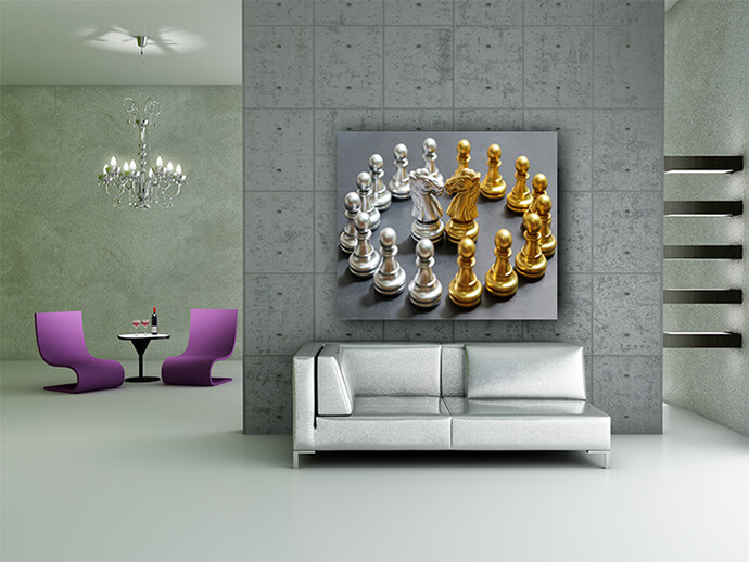 M2 0026 ML 0023 PRINT 0011 32112614 gold and silver chess on black background focus on knight AOAY1473