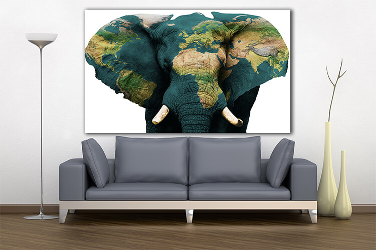 M3 0023 MOCKUPs 0020 PRINT LANDSCAPE 0020 36241962 Elephant with earth painted AOAY1606