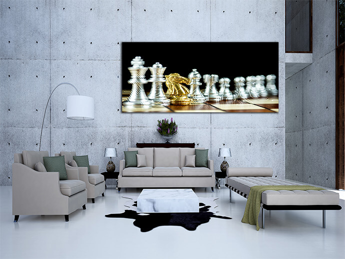 M3 0024 MP 0009 32117668 gold chess pieces on a chessboard AOAY1475