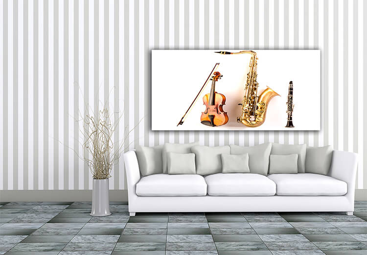 M4 0009 Mockup 0011 8054954 sax tenor saxophone violin and clarinet in white AOAY1360