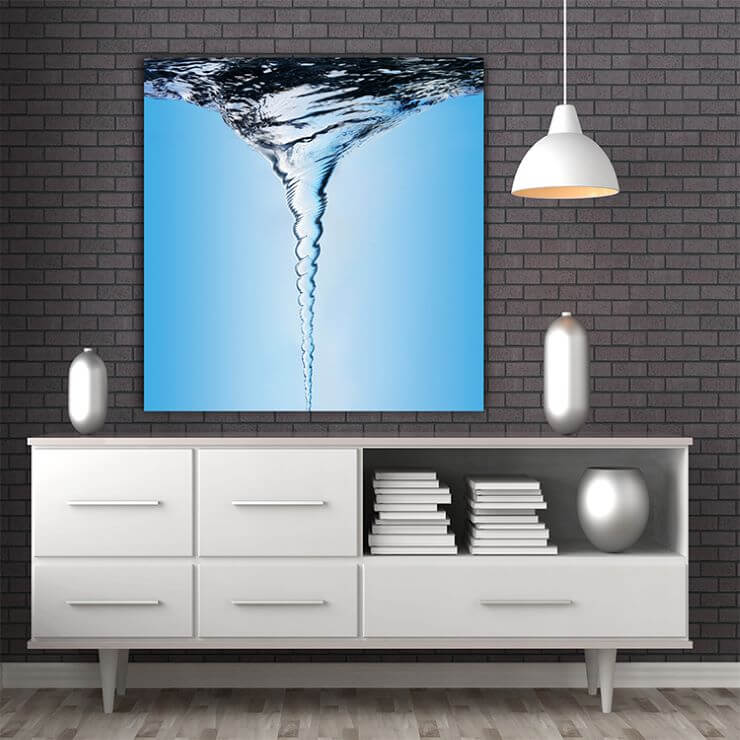 M6 Portriate 0018 Print 0006 9909656 vortex underwater view AOAY1141
