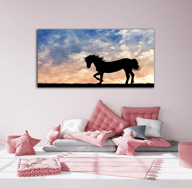 M6 0058 MOCKUPS LAND 0018 22913332 horse silhouette at sunset AOAY2211