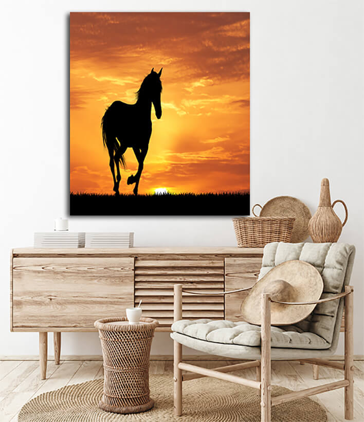 M1_0021_MOCKUP__0014_23460098_galloping-horse-at-sunset_AOAY2214