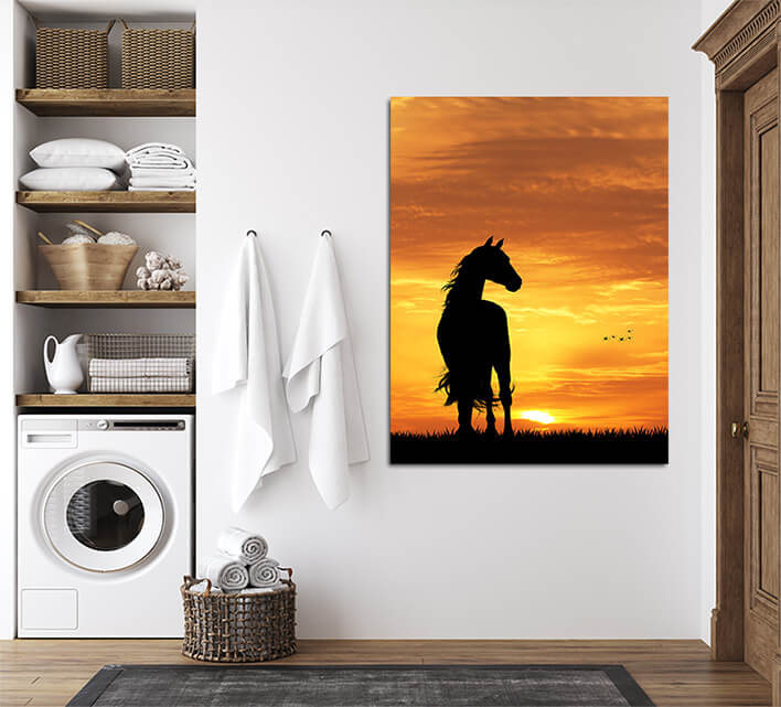 M2_0001_MOCKUP__0035_21375554_horse-silhouette-at-sunset_AOAY2194