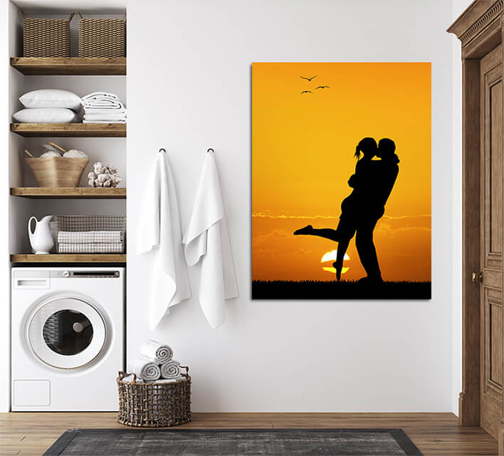 M2 0038 MOCKUP 0016 23049046 couple kissing at sunset AOAY2213