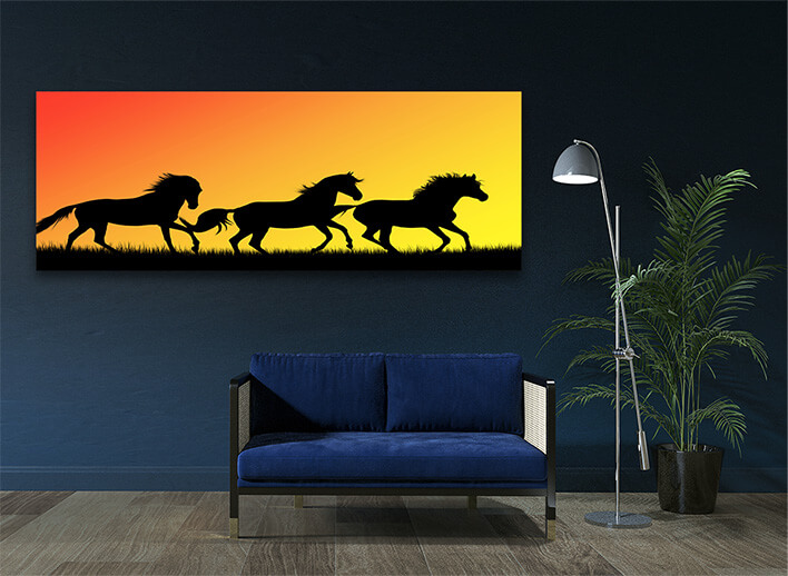 M3 0037 MOCKUPS LAND 0068 4879530 horses silhouettes AOAY2161