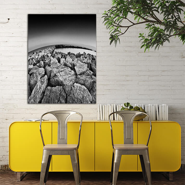 M5 0026 MP 0034 1032144 rocks over the sea pisa AOAY2050