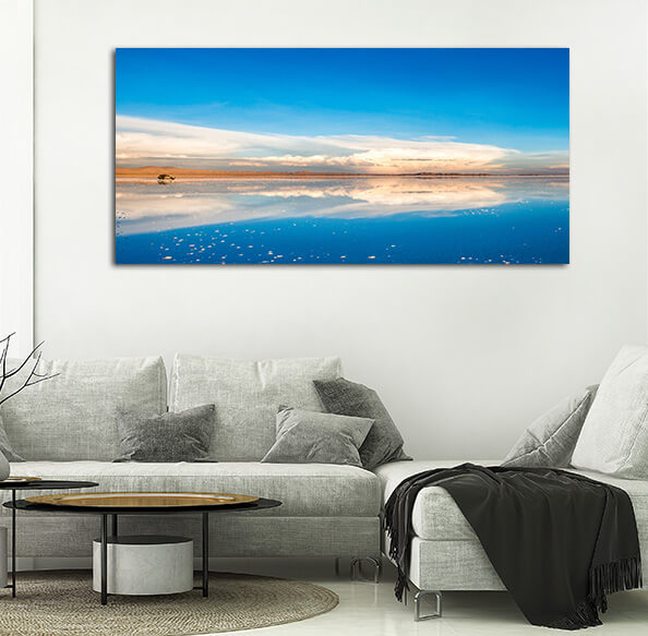 M6 0018 ML 0001 42012942 amazing scenery spacious salar de uyuni with car on it AOAY2500