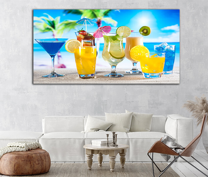 M6 0052 ML 0045 16825114 cocktails alcohol drinks with fruits AOAY2442