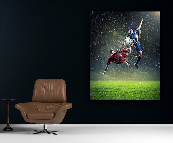 M7 0024 MP 0006 PRINT 0035 8795318 two football players striking the ball AOAY2605