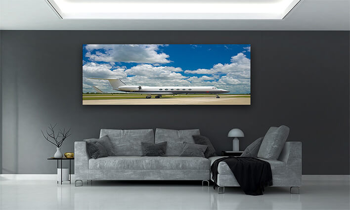 M7 0042 ML 0070 20676 corporate jet AOAY2528