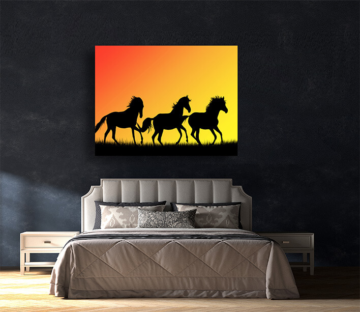 M9 0044 MOCKUPS LAND 0068 4879530 horses silhouettes AOAY2161
