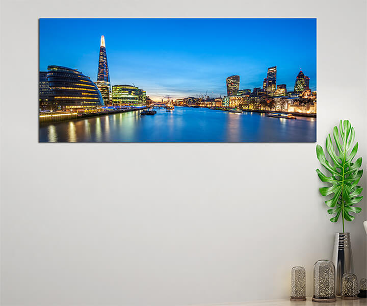3M 0050 MP 0023 20536394 panoramic view of london skyline AOAY3160