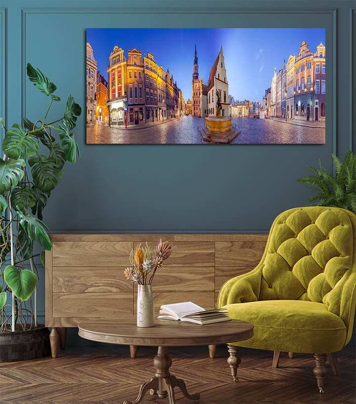 M2 0019 ML 0024 20931766 night skyline of poznan old market square in western poland AOAY3164