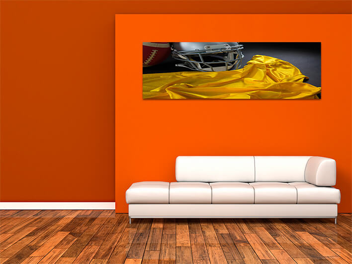 M6 0039 ML 0030 29574870 close up of american football jersey head gear and football AOAY2650