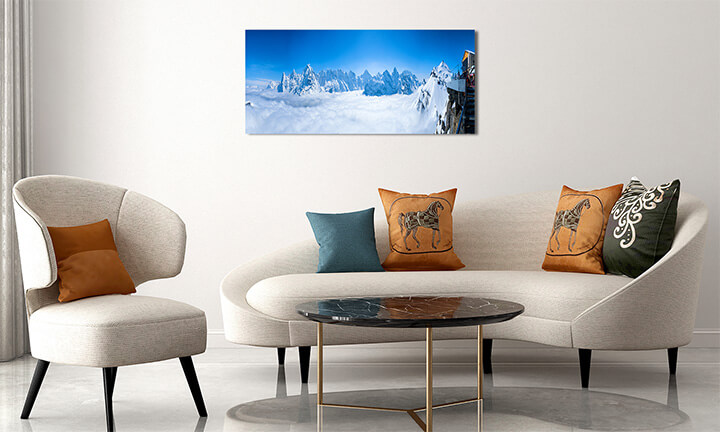 R3_0048_ML_0003_33822966_stunning-panoramic-view-snow-moutain-of-the-swiss-skyline_AOAY3204s