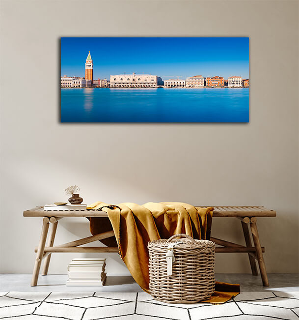 M3 0018 ML 0014 32094294 venice cityscape italy view of the san marco square AOAY3232