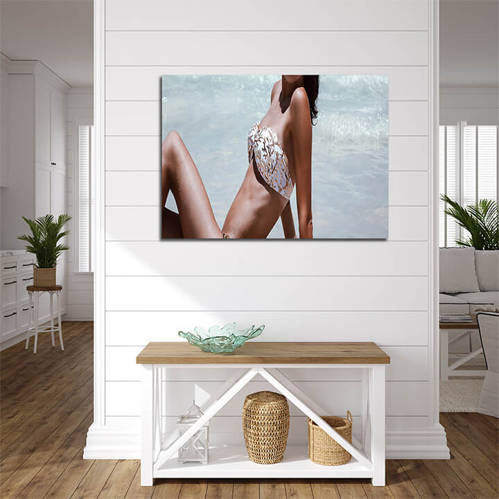M4 0042 ML 0008 36814696 beach body background AOAY3396