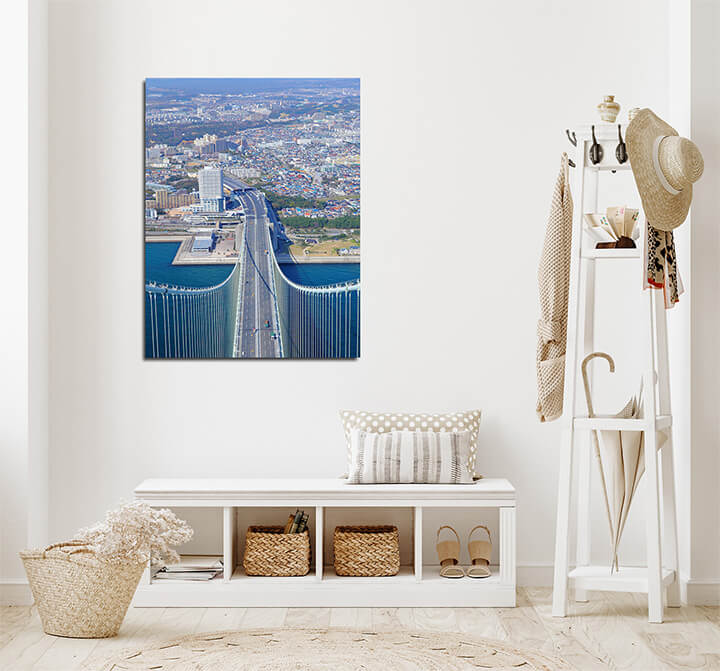 M4 0054 ML 0046 11824546 top of akashi kaikyo bridge AOAY3457