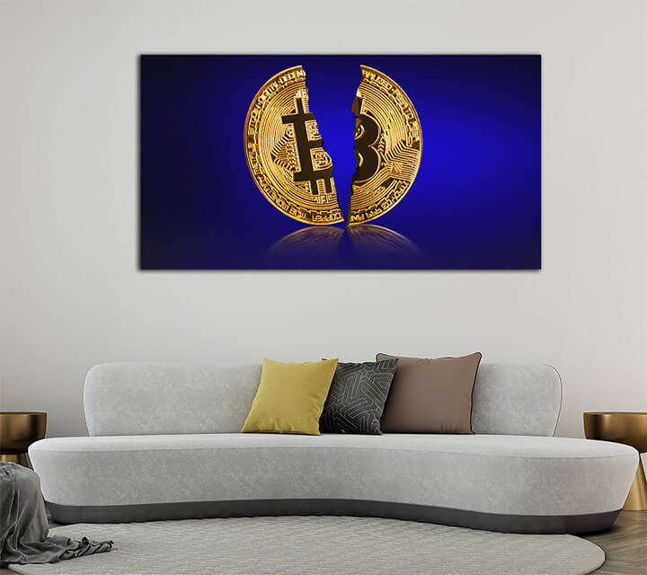 R10 0020 MP 0002 39023774 physical bitcoin virtual crypto currency coin blockchain technology AOAY3979