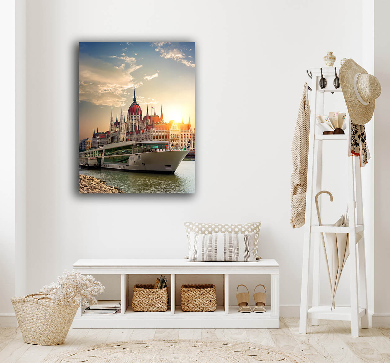 R3 0025 MP PORTRIATE 0003 27091762 sunset over parliament AOAY3869