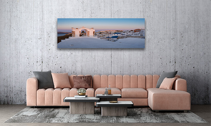 R4 0010 MP 0006 35470488 oia village santorini during sunset at the island of santorini greece AOAY3725