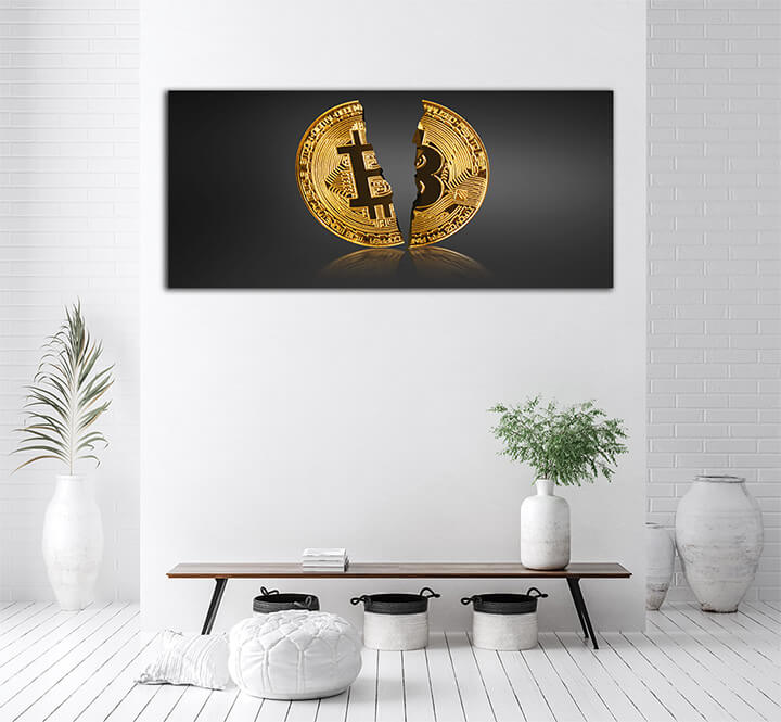 R6 0018 MP 0004 39023596 physical bitcoin virtual crypto currency coin blockchain technology AOAY3977