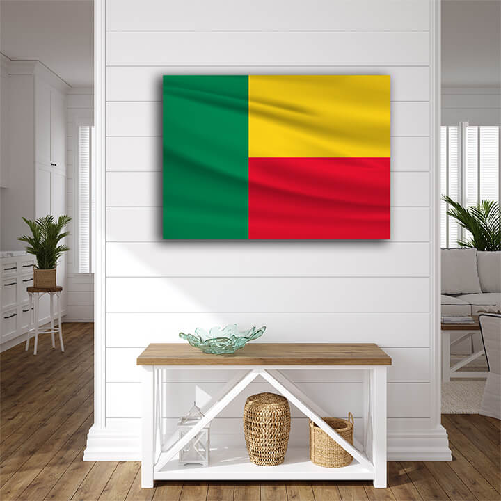 R5 0017 ML 0002 Benin Waving Flag AOAY4266