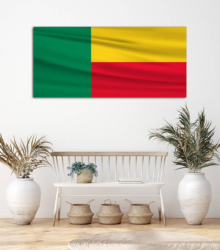 R7 0022 ML 0002 Benin Waving Flag AOAY4266