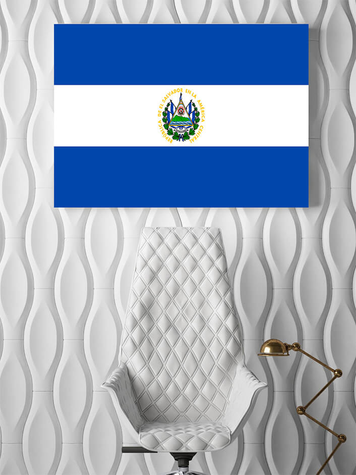 M6 0015 MP2 0008 El Salvador Flag AOAY4310