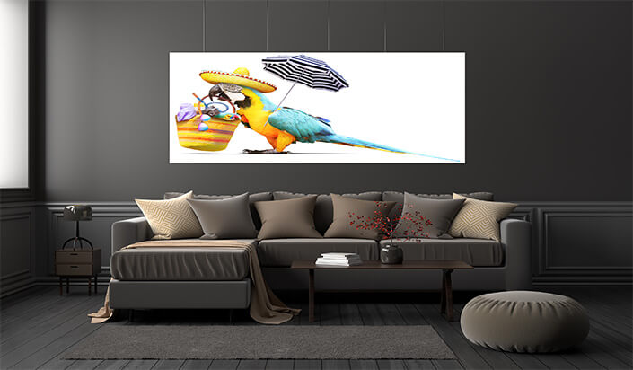 WEB01 0001 ML 0035 46944100 parrot in the sun on tropical beach summer holiday AOAY4425