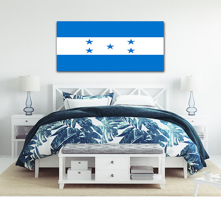 WEB02 0022 MP 0011 Honduras Waving Flag AOAY4300