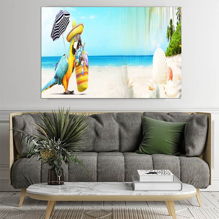 WEB02 0025 ML 0038 46943390 parrot in the sun on tropical beach summer holiday AOAY4422