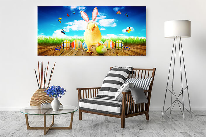 WEB04 0042 ML 0047 45204548 little cute newborn baby chick for easter celebration AOAY4414