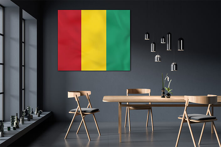 WEB03 0048 MP 0047 Guinea Waving Flag AOAY4294