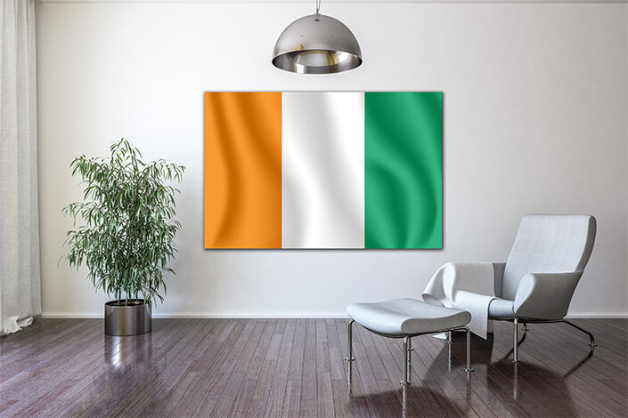 WEB04 0047 MP 0041 Ivory Coast Côte d'Ivoire Waving Flag AOAY4258