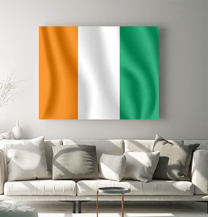 WEB05 0007 MP 0041 Ivory Coast Côte d'Ivoire Waving Flag AOAY4258