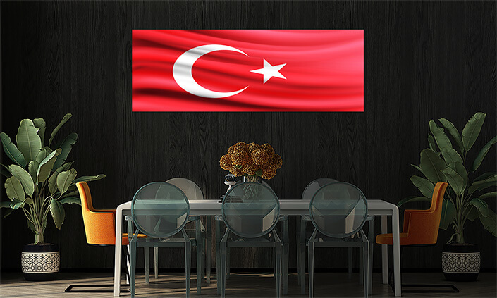 WEB05 0012 MP 0012 Turkey Waving Flag AOAY4356