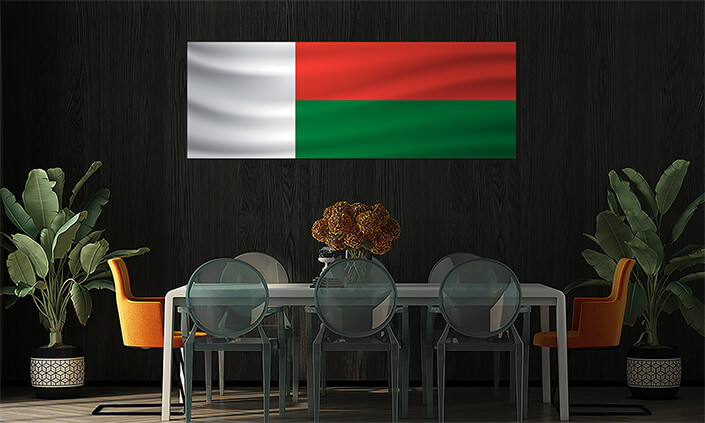 WEB05 0080 MP 0045 Madagascar Waving Flag AOAY4328