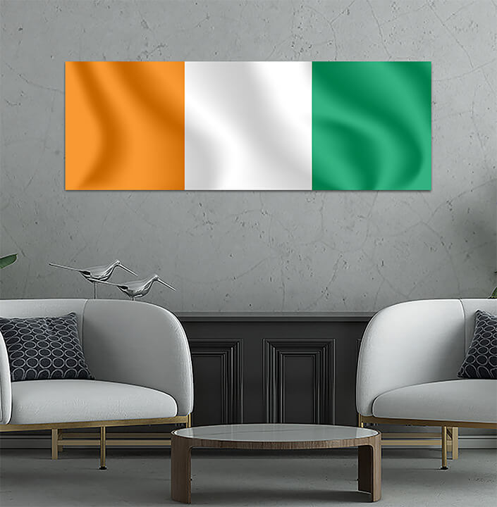 WEB05 0005 MP 0041 Ivory Coast Côte d'Ivoire Waving Flag AOAY4258