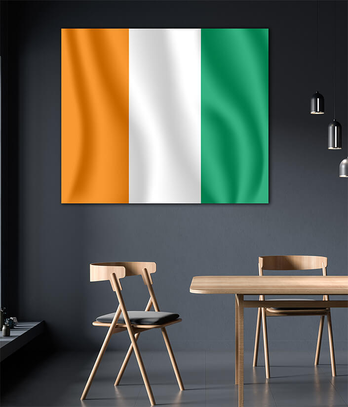 WEB06 0005 MP 0041 Ivory Coast Côte d'Ivoire Waving Flag AOAY4258