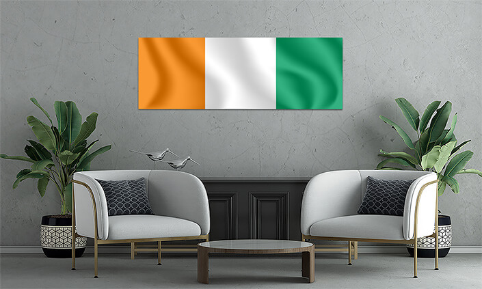 WEB08 0005 MP 0041 Ivory Coast Côte d'Ivoire Waving Flag AOAY4258