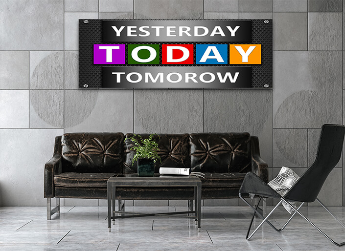 WEB002 0012 ML 0015 32298292 yesterday tomorow today concept on mesh hexagon background AOAY6094