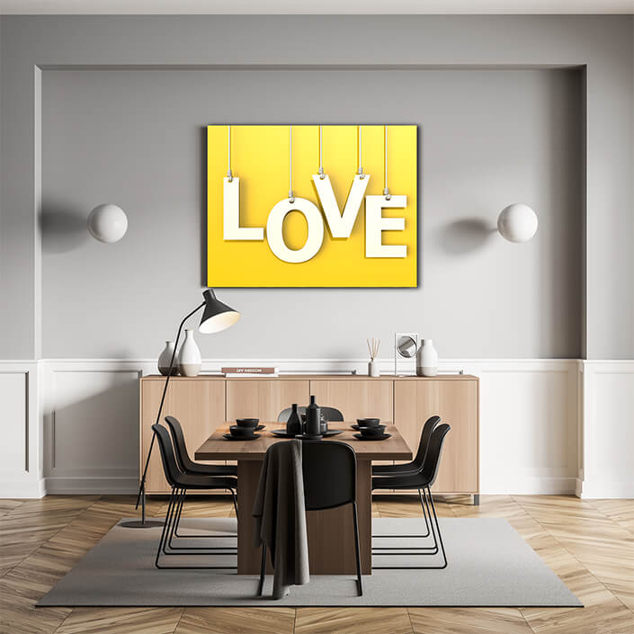 WEB002 0051 MS 0040 15004288 love word in orange background AOAY4690