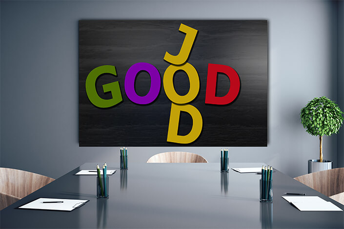 WEB004 0011 ML 0016 32297026 good job word composed of multicolored alphabet AOAY6093