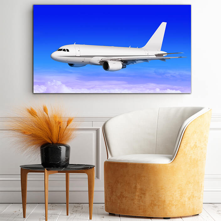 WEB004 0012 MP 0027 15928598 cargo plane on blue sky AOAY5146