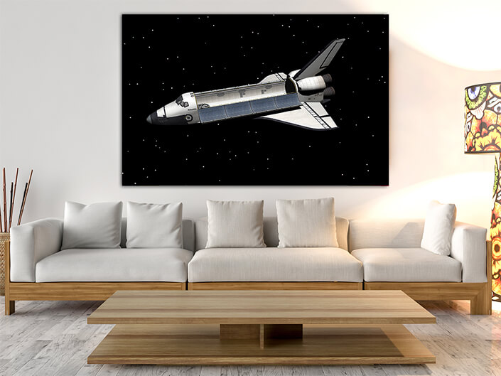 WEB006 0018 ML 0016 34194040 space shuttle hovers in space AOAY5185