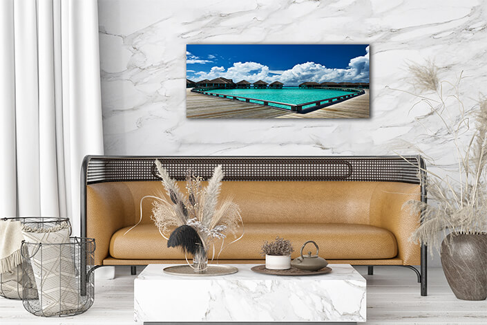 WEB002 0023 MP 0033 4167251 The beautiful beach with water bungalows AOAY6660