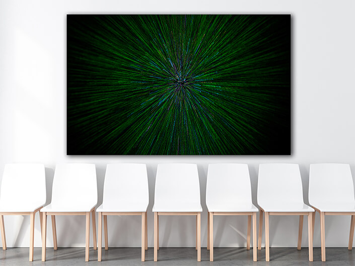 WEB003 0010 MP 0014 31230172 natural lens zoom explosion radial blurred green particles AOAY6723