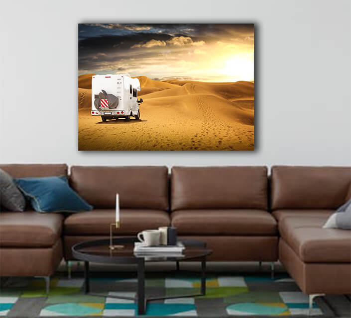 WEB003 0034 ML 0039 28691194 motorhome in the desert AOAY6209